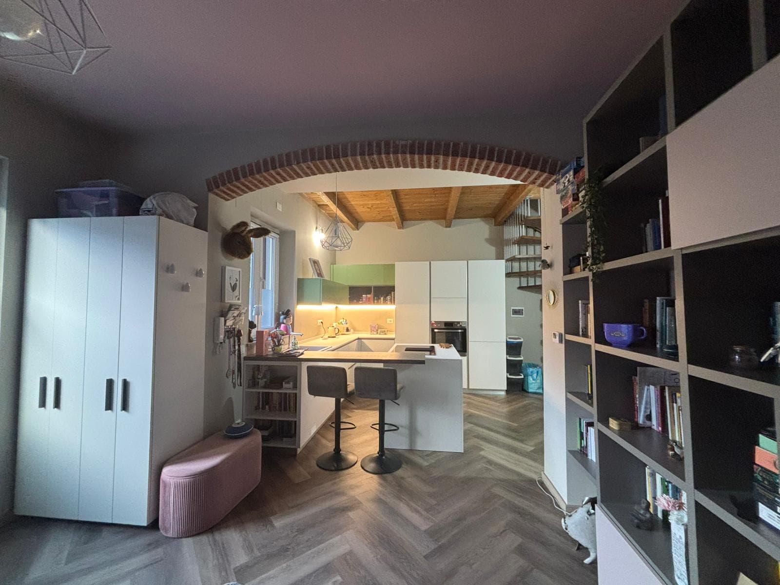 ingresso soggiorno con cucina