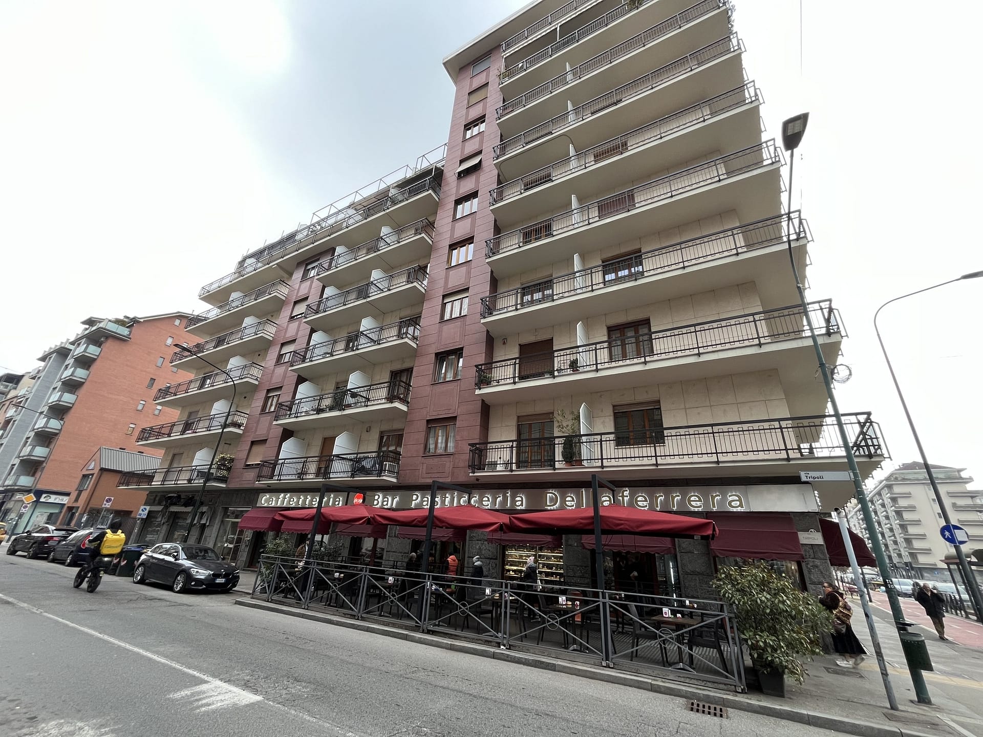 Facciata Appartamento signorile zona Santa Rita | Planimetra